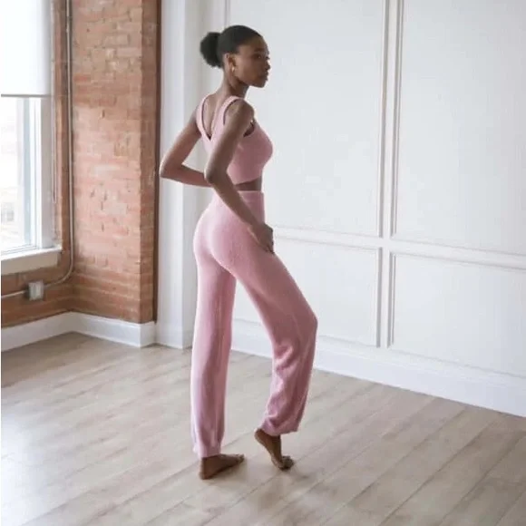 Fluffy Bralette Top and Pants Set - Picture 3 of 3